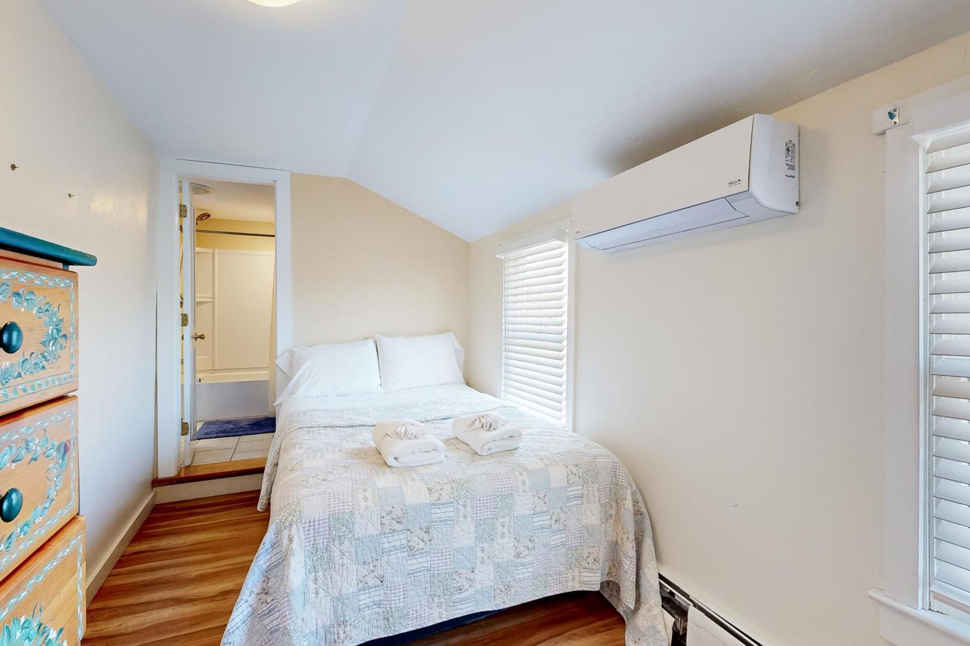 Oak Bluffs Cottage Экстерьер фото
